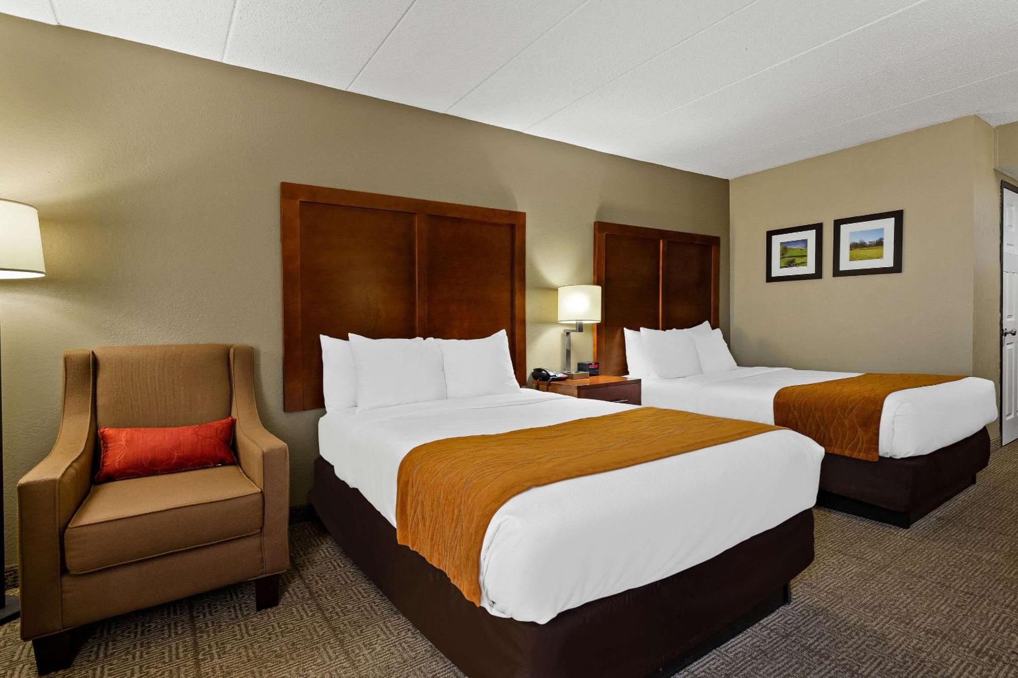 Comfort Inn Вайтвілл Екстер'єр фото